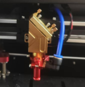 Red-light bracket
